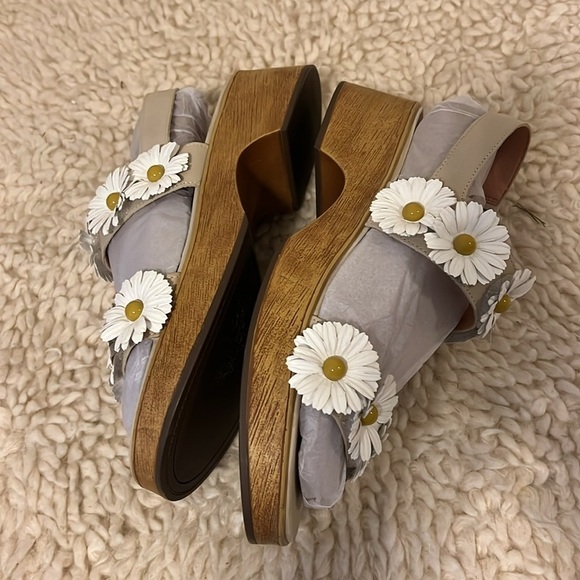 LUCKY BRAND Womens Beige Daisy Juleii Slip On Leather Slingback Sandal 11 M - Picture 3 of 11